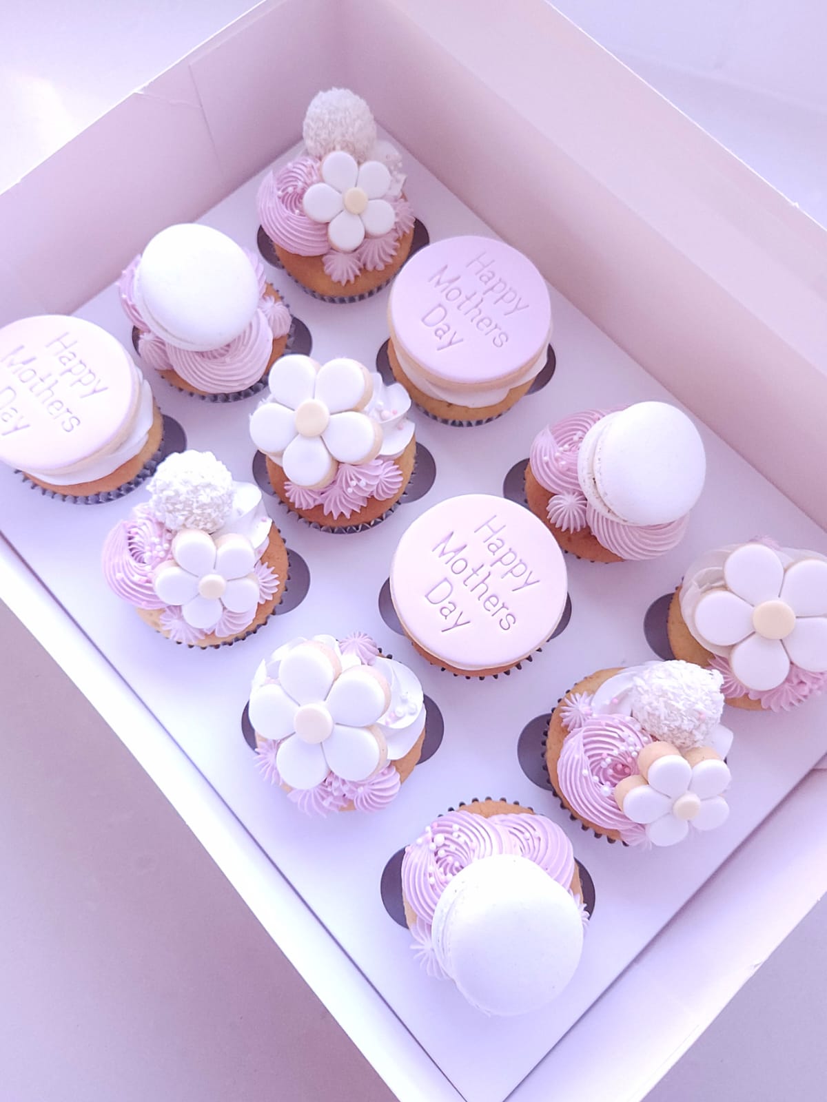 Sweet As A Daisy Cupcakes