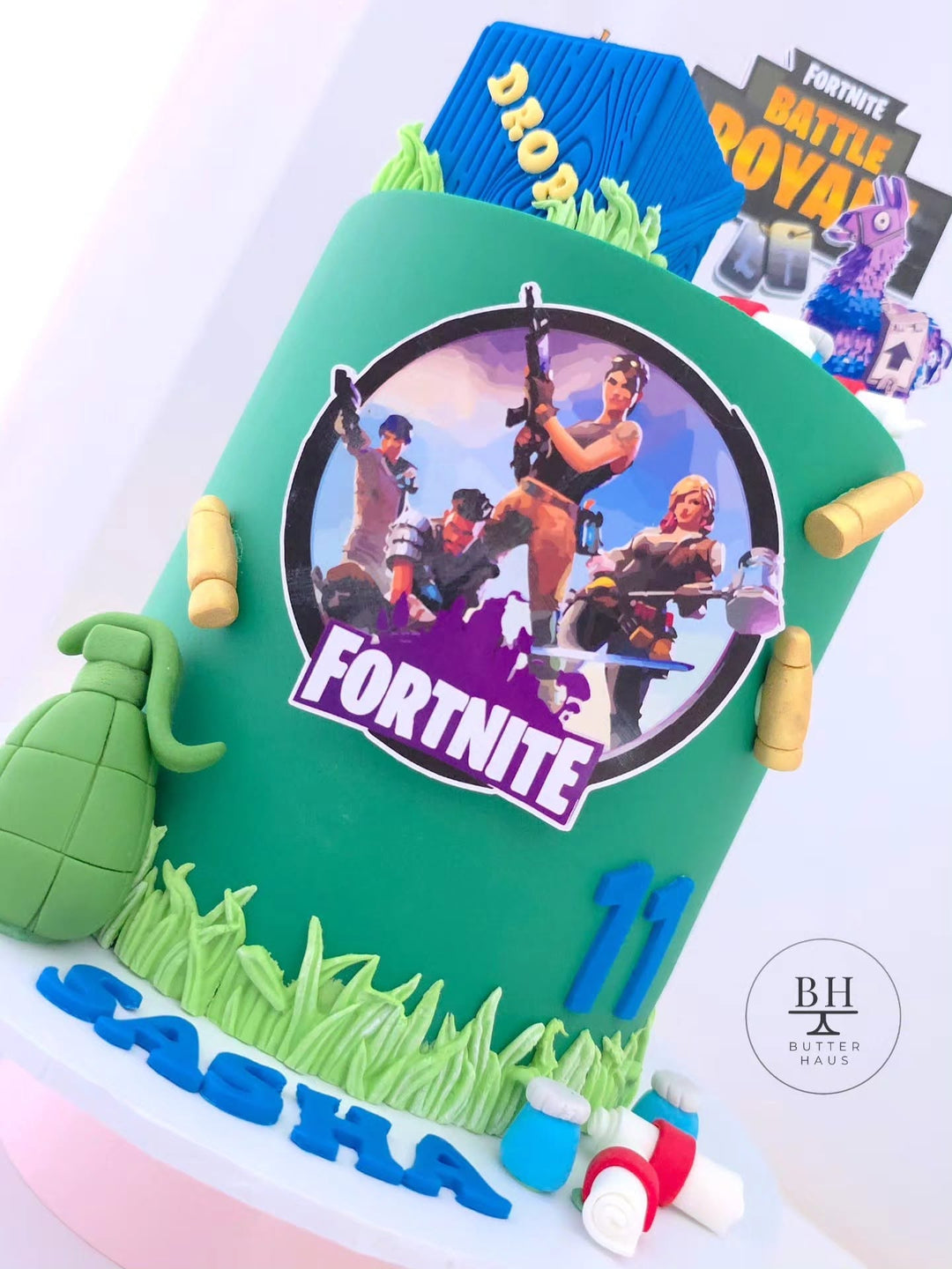 Fortnite Battle Royale Birthday Cake
