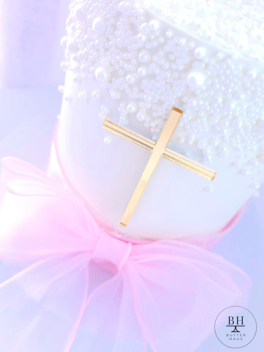 Bows and Pearls Cake