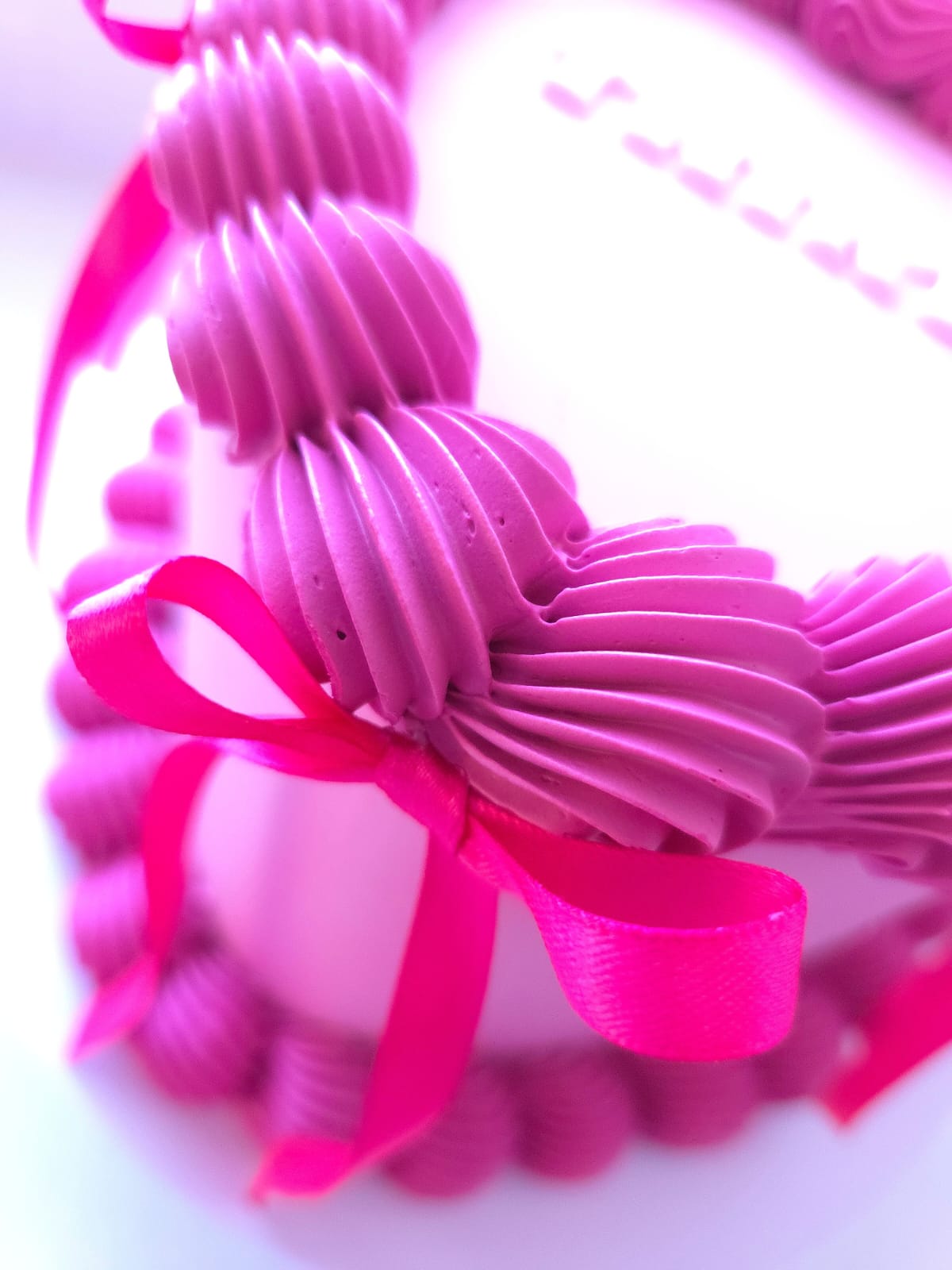 Simple Vintage Heart Cake